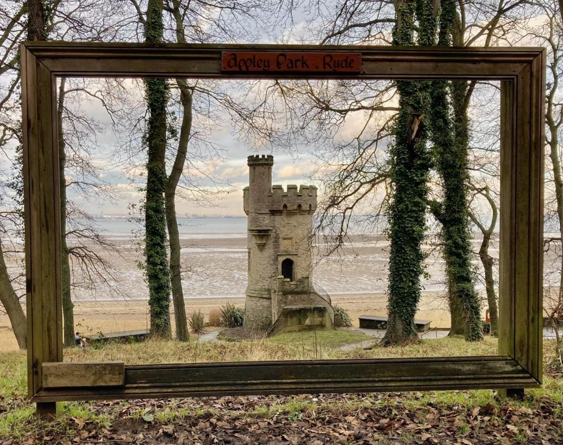 E7 Roebeck Country Park Villa Ryde  Buitenkant foto